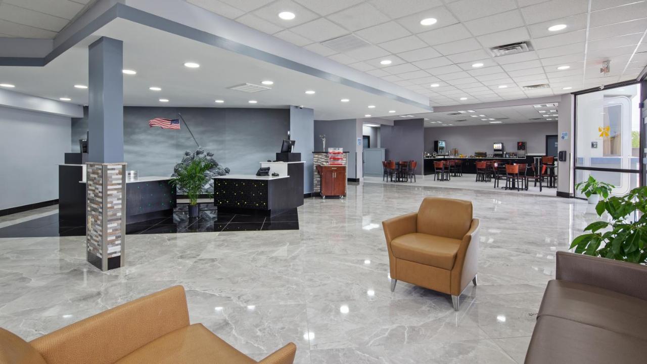 Clarion Pointe Jacksonville Near Camp Lejeune Kültér fotó